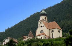 chiesa di Rifiano